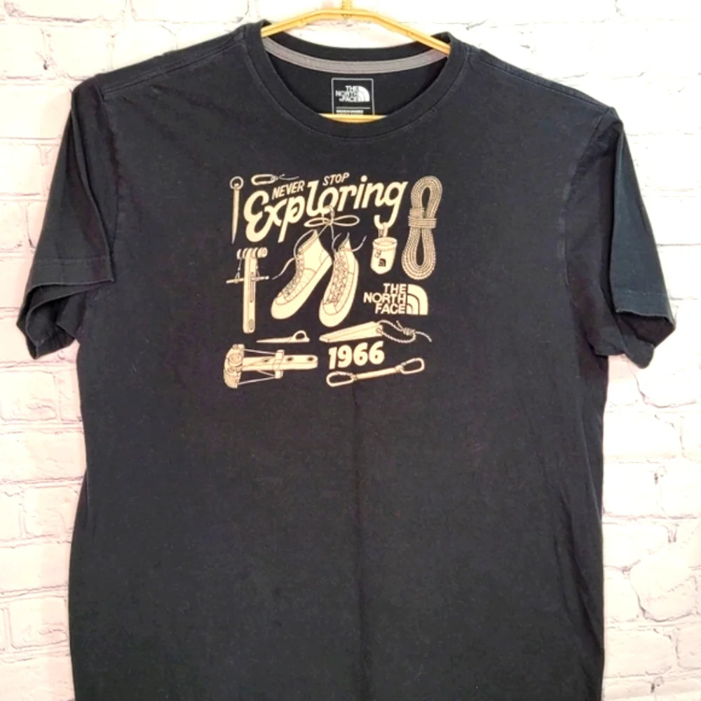 The North Face Never Stop Exploring Tshirt Large